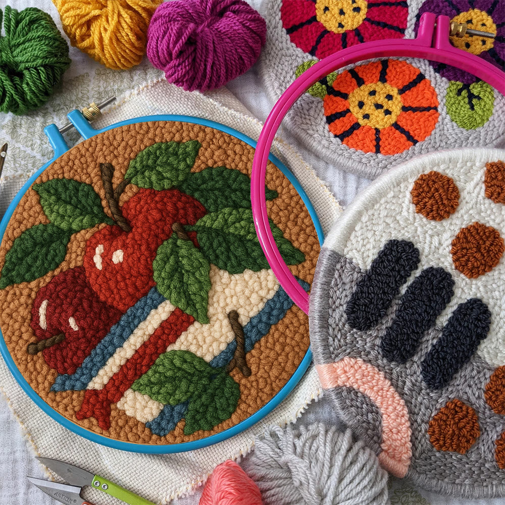 Apple Harvest Punch Needle Kit – Beginner Project | Thoughtful Handmade Gift Idea - image 9